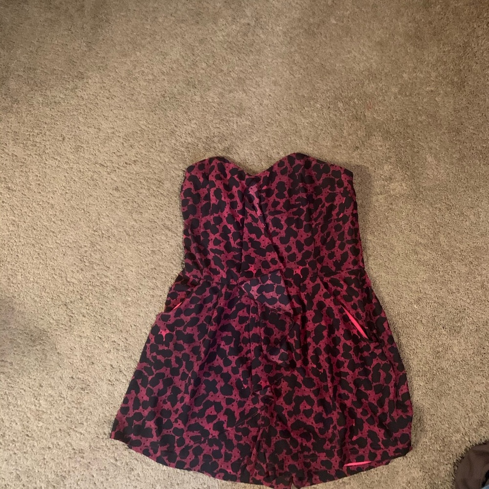 Express red and black leopard print romper sz 10